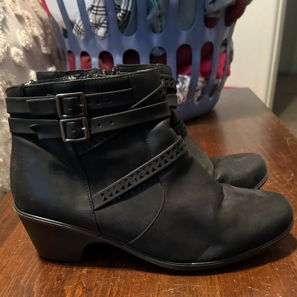 Ankle Boots - Picture 1 of 4